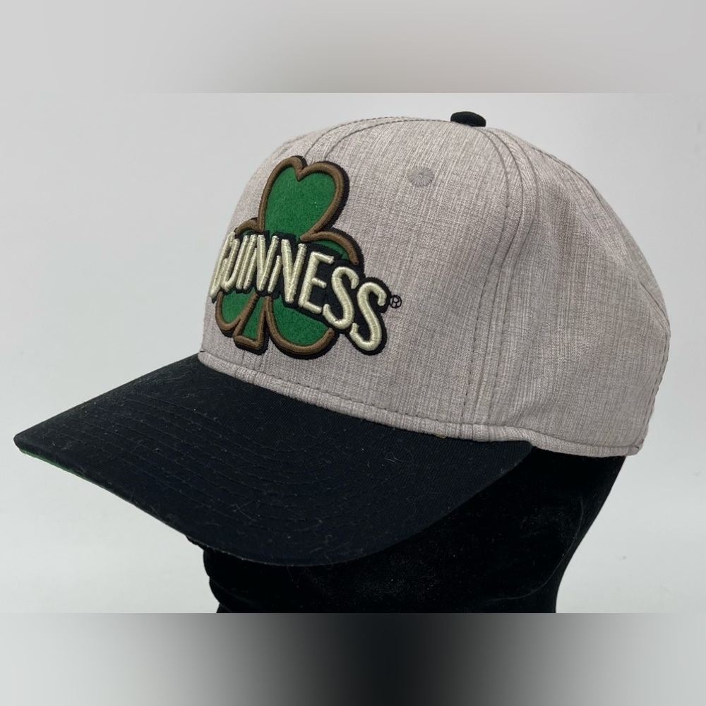 Guinness Beer Stout Dublin Irish Green Shamrock Clover Logo Snapback Hat‎ NWOT